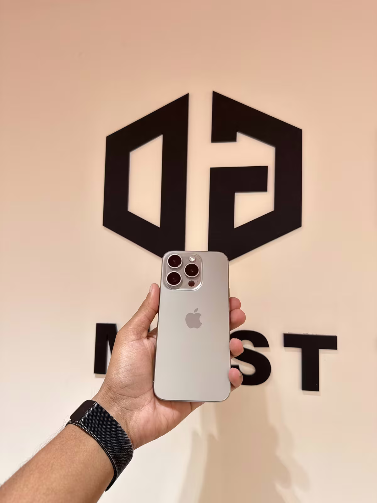 Iphone 15 Pro 128GB Natural Titanium