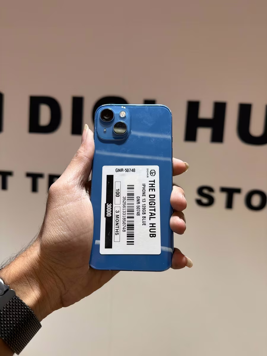 iPhone 13 Blue, front