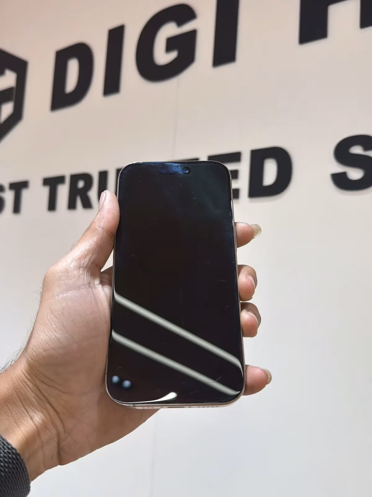 Iphone 16 Pro 256GB Desert 2