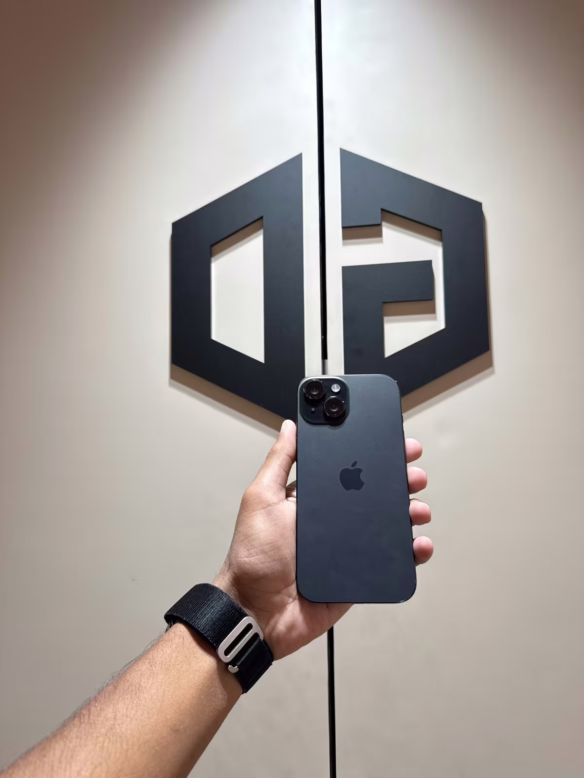 I Phon 15 128GB Black