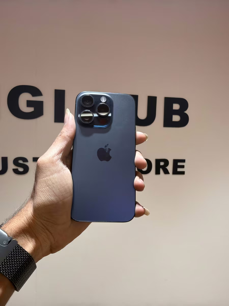 iPhone 15 Pro Blue, front