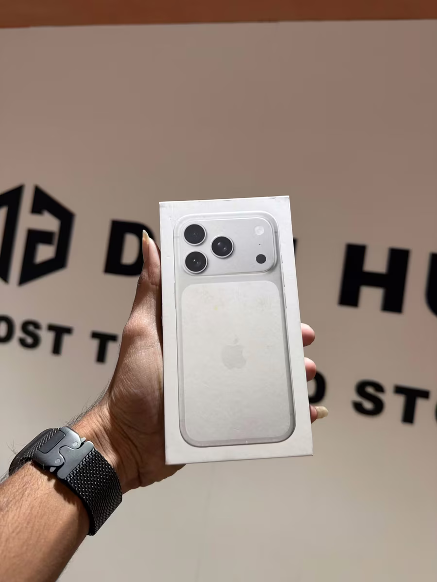 iPhone 17 Pro Silver, front