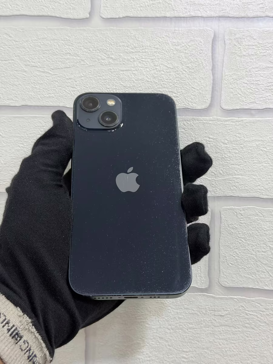 iPhone 13 Black, front