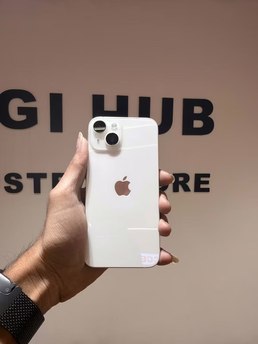 iPhone 14 White, front