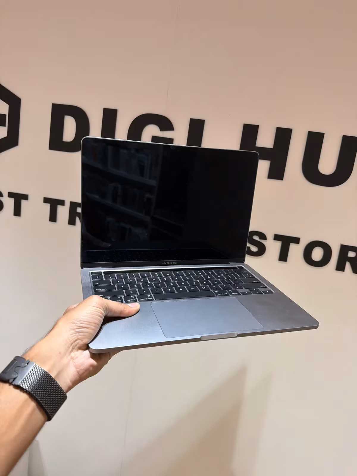 Macbook Pro 2020 8GB 256GB Gray I5 Lp3Xy 3