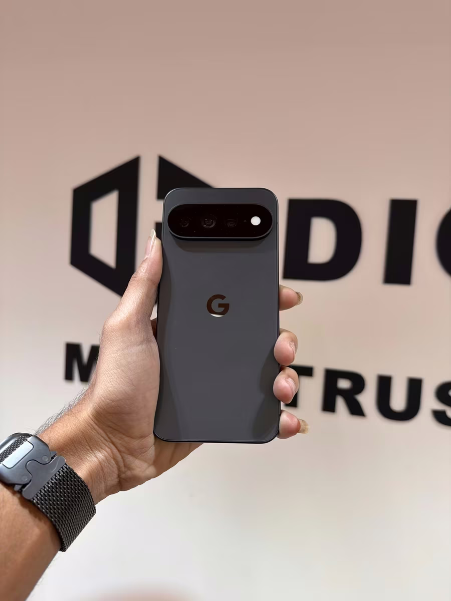 Google Pixel 11 Pro Xl Obsidian, front