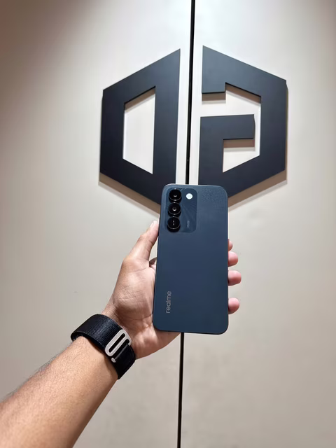 Realme C83 4-64Gb Black