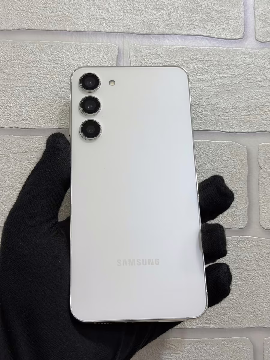 Samsung Galaxy S23 Plus Cream, front