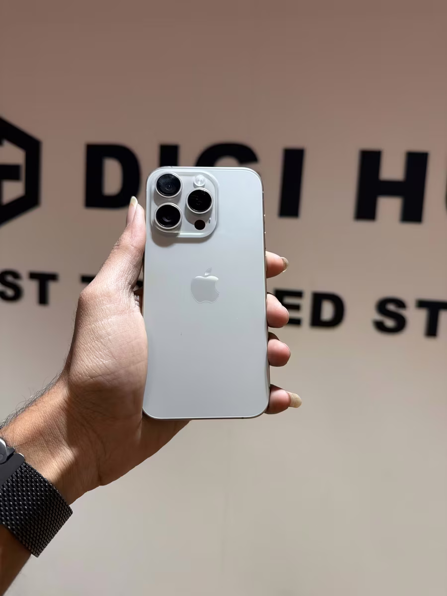 iPhone 15 Pro Natural Titanium, front