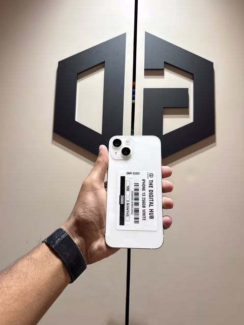 iPhone 13 256GB White