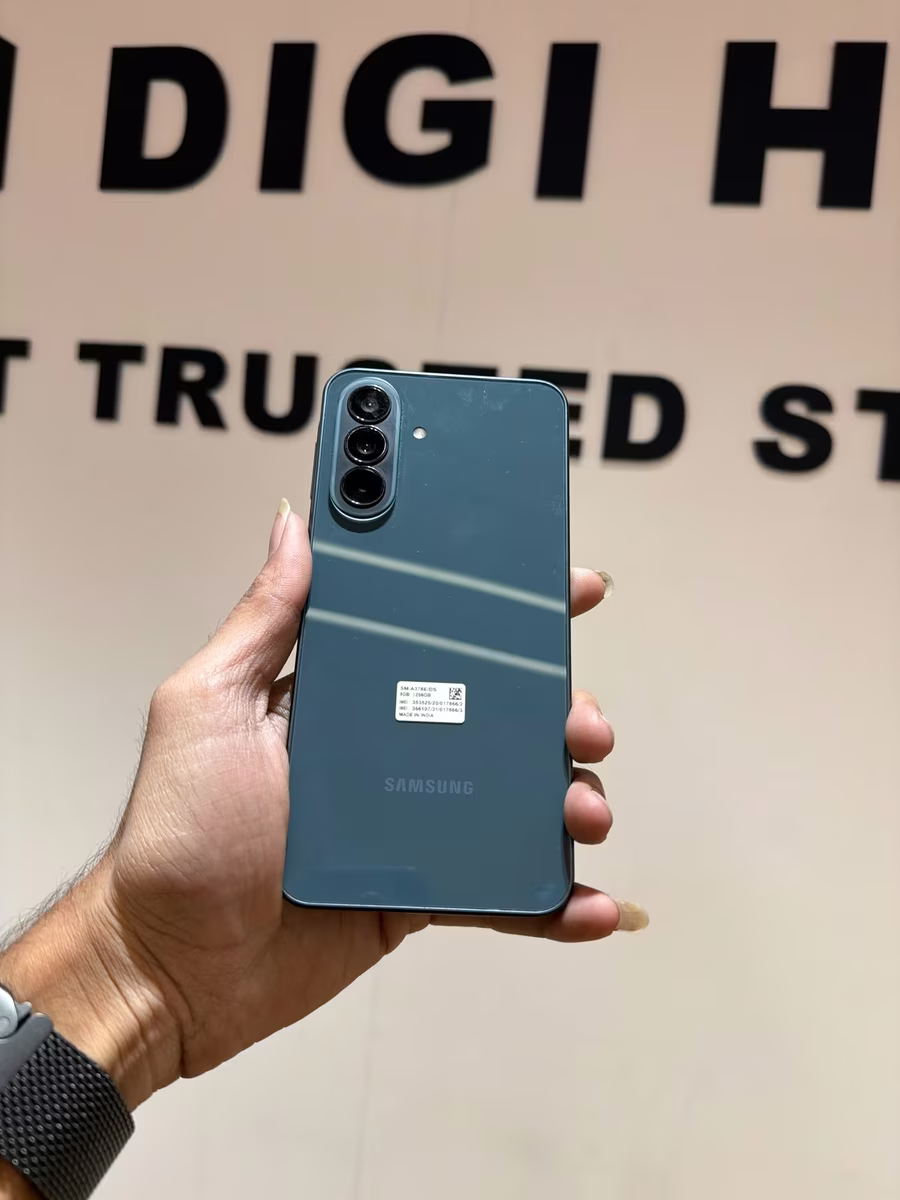 Galaxy A37 Green, front