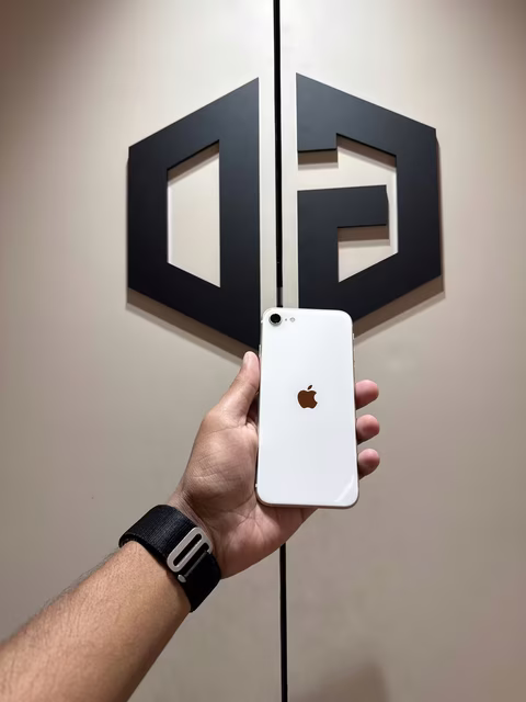 iPhone Se 3Gen 64GB White