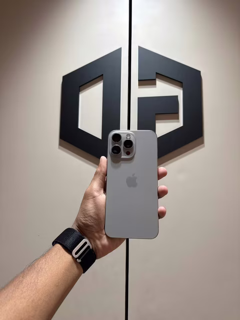 iPhone 15 Pro Max 256GB Natural Titanium