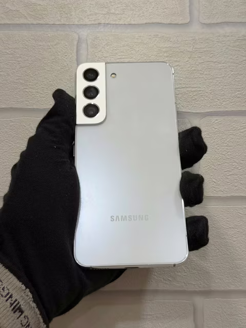 Samsung S22 8-128Gb White