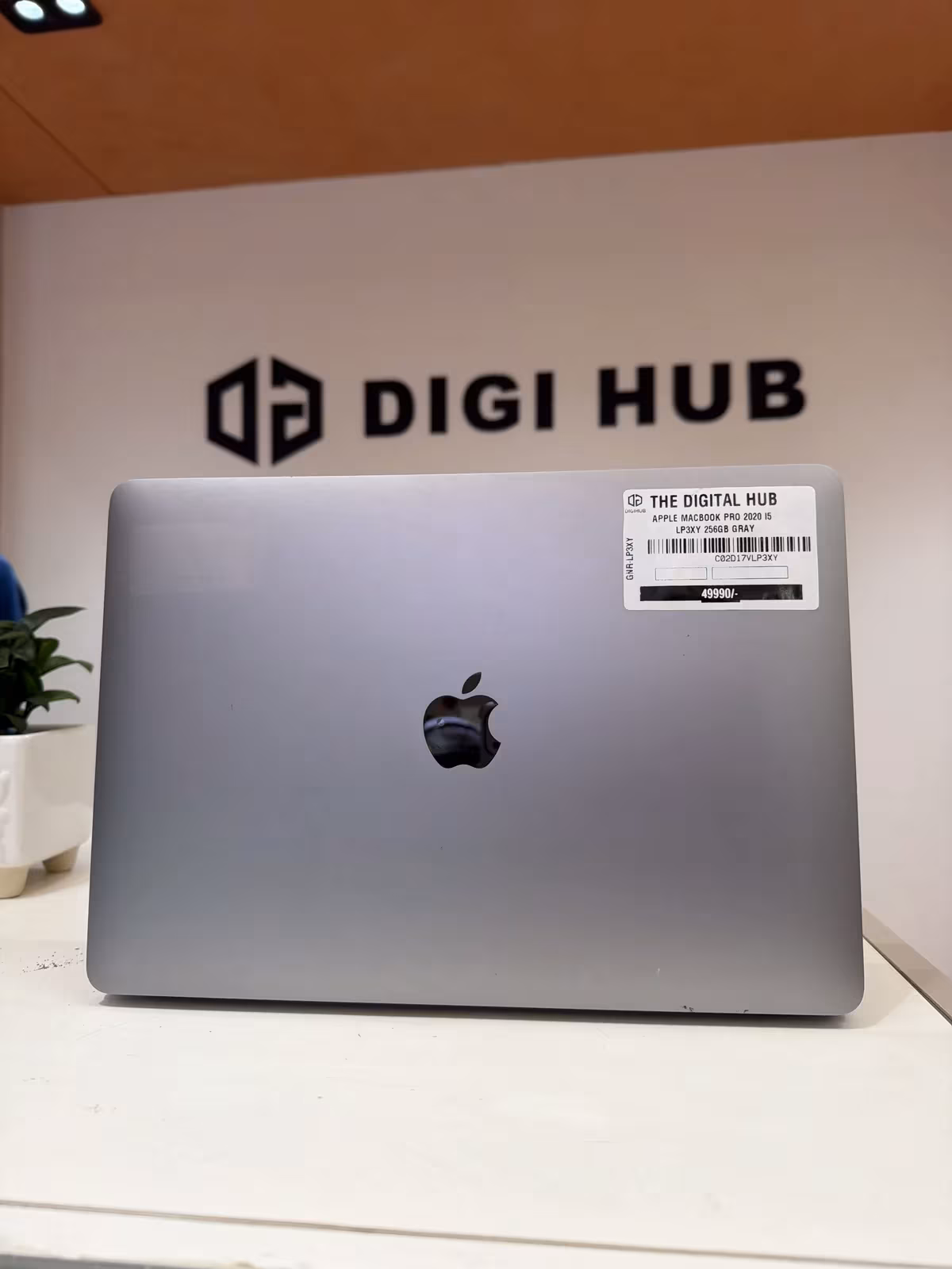 Macbook Pro 2020 8GB 256GB Gray I5 Lp3Xy 2