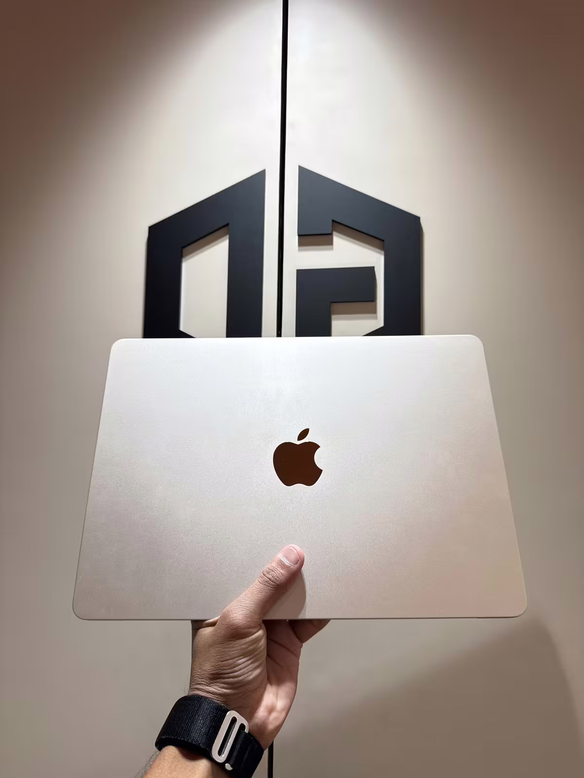 Apple Macbook Air M2 Chip Gold 16-256Gb Gnr-Qxq49