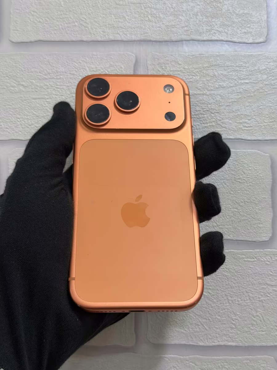 iPhone 17 Pro Orange, front