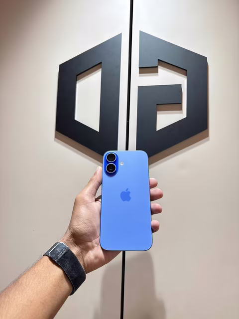 iPhone 16 128GB Blue
