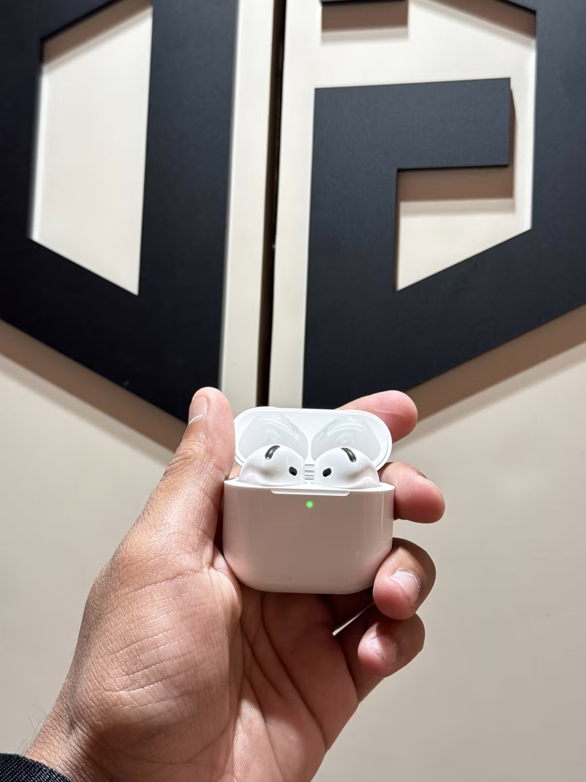 Apple Airpods 4 (Anc) Gnr-Qv7Ng
