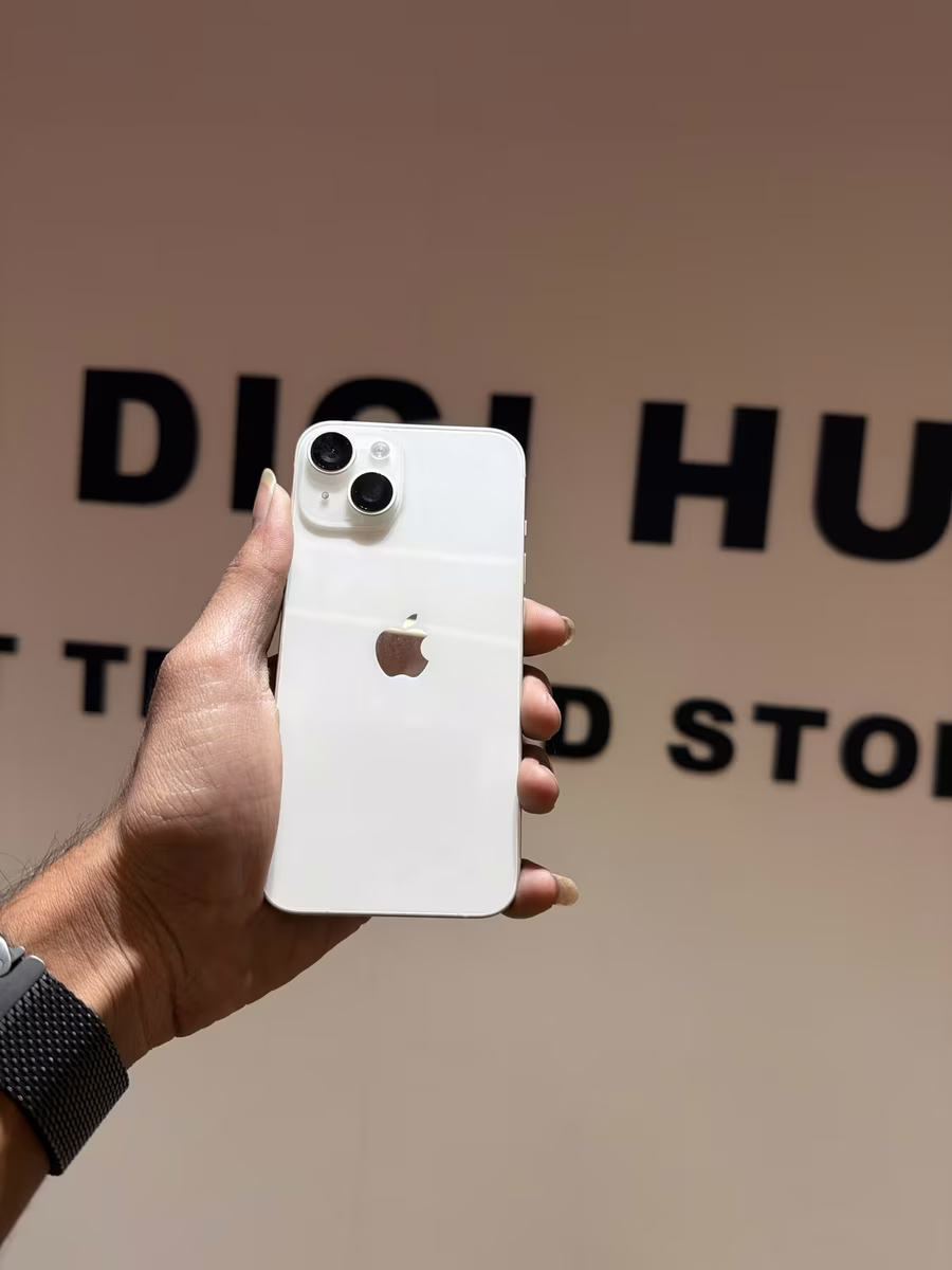 iPhone 14 White, front