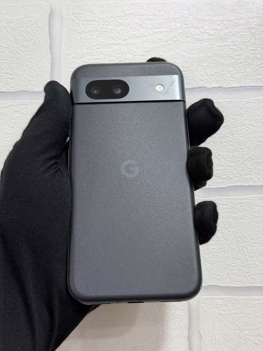 Google Pixel 8A Black, front