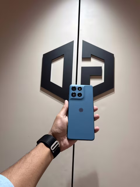 Motorola G57 Power Pantone Corsair