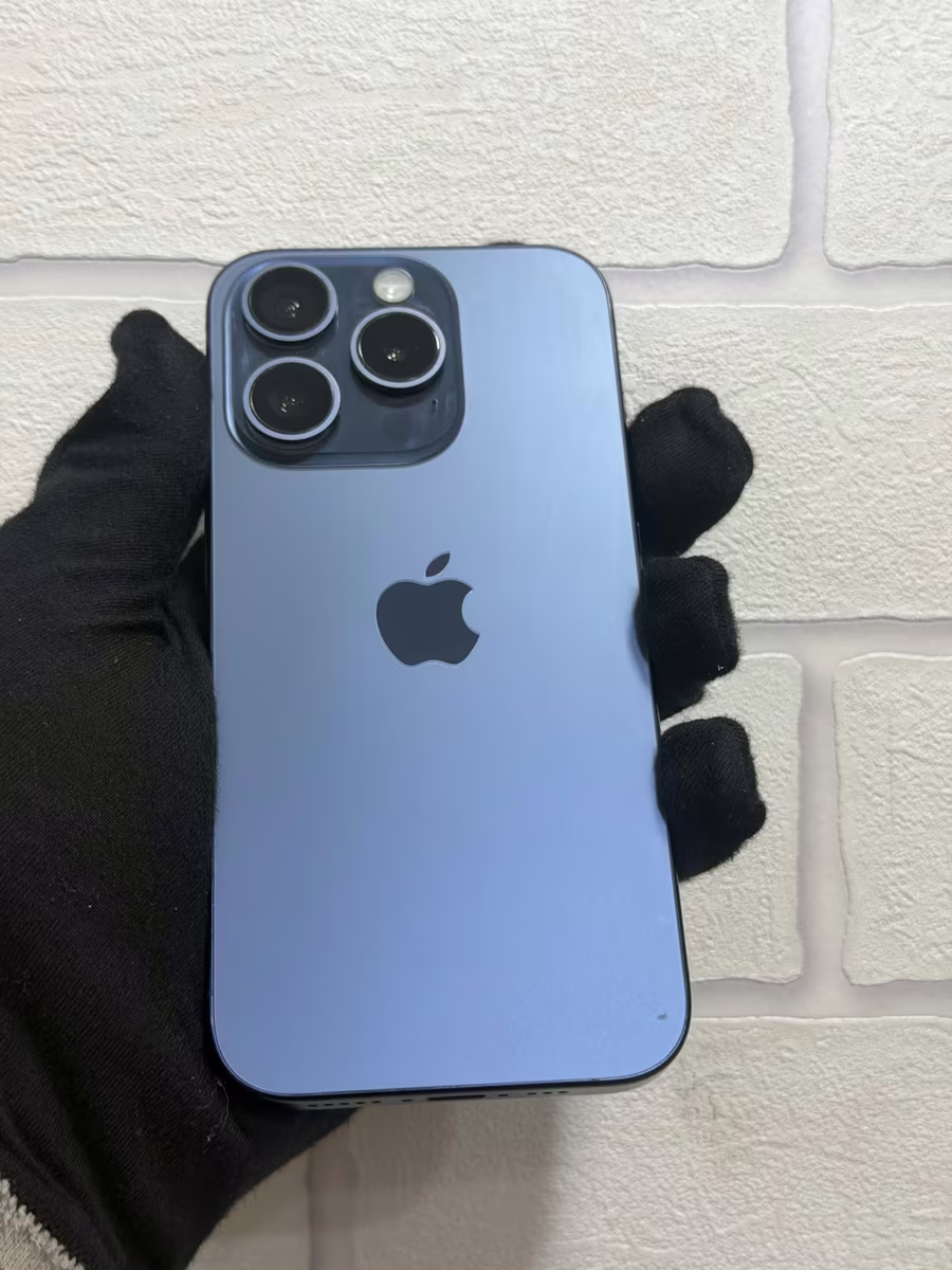 iPhone 15 Pro Blue, front