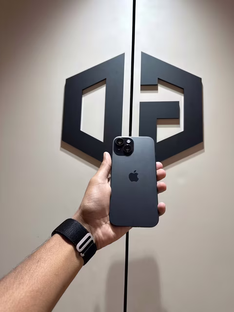 iPhone 15 256GB Black