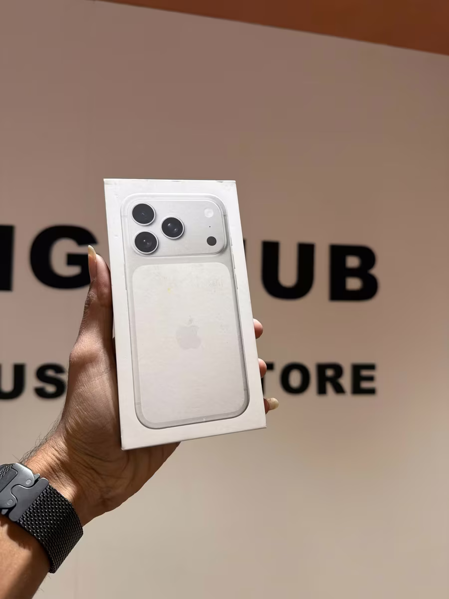 iPhone 17 Pro Silver, front