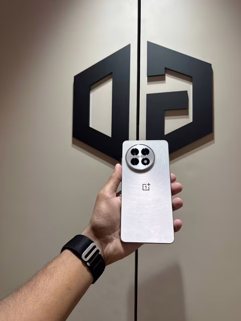 OnePlus 13R 12-256Gb Astral Trail