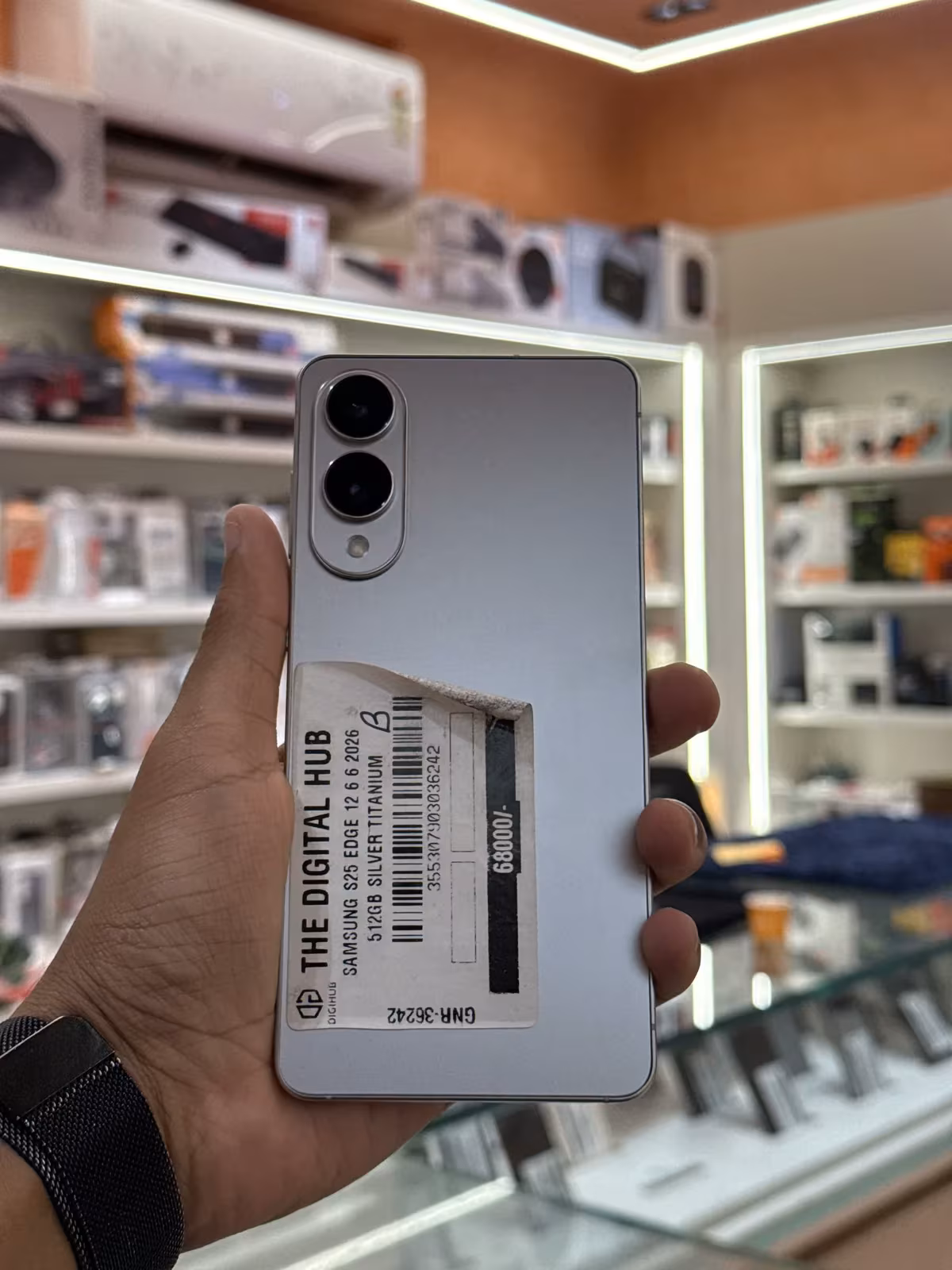 Samsung S25 Edge 12-512Gb Silver Titanium 6/6/2026 3