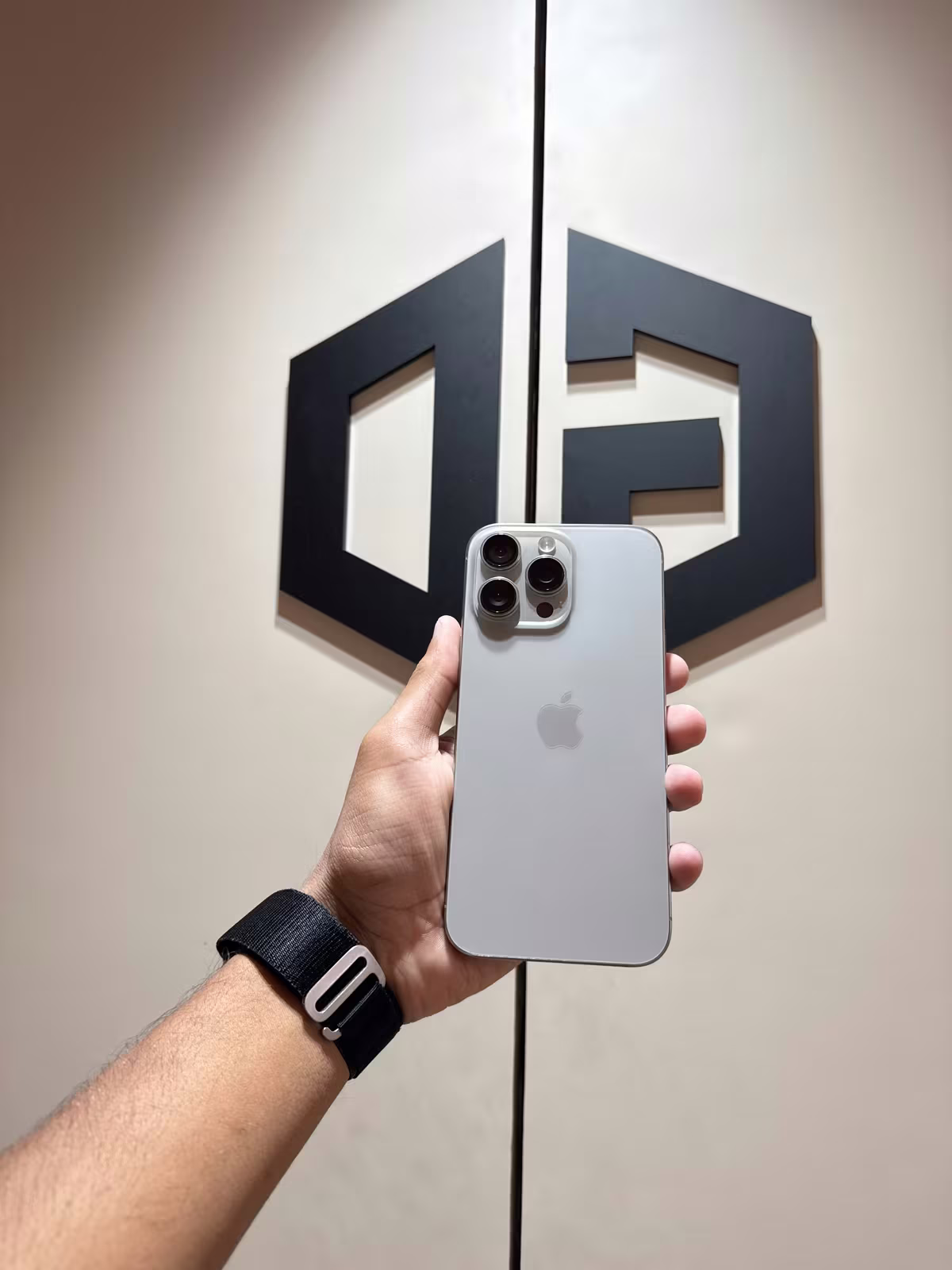 Iphone 16 Pro Max 1TB Natural Titanium