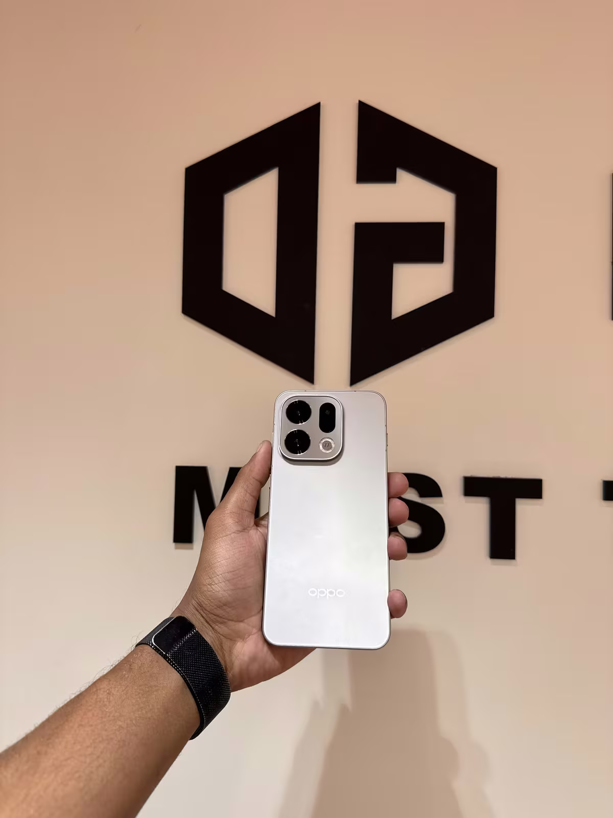 Oppo Find X9 12-256Gb Gray