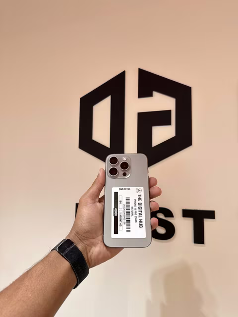 iPhone 15 Pro 256GB Natural