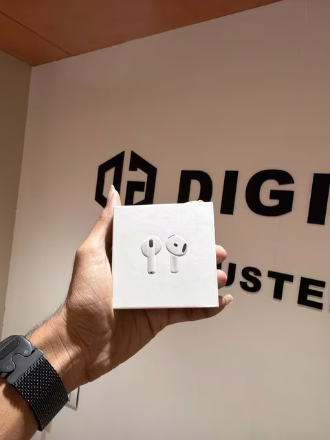 Apple AirPods 4 White