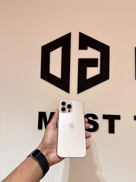 iPhone 16 Pro Max 256GB Desert
