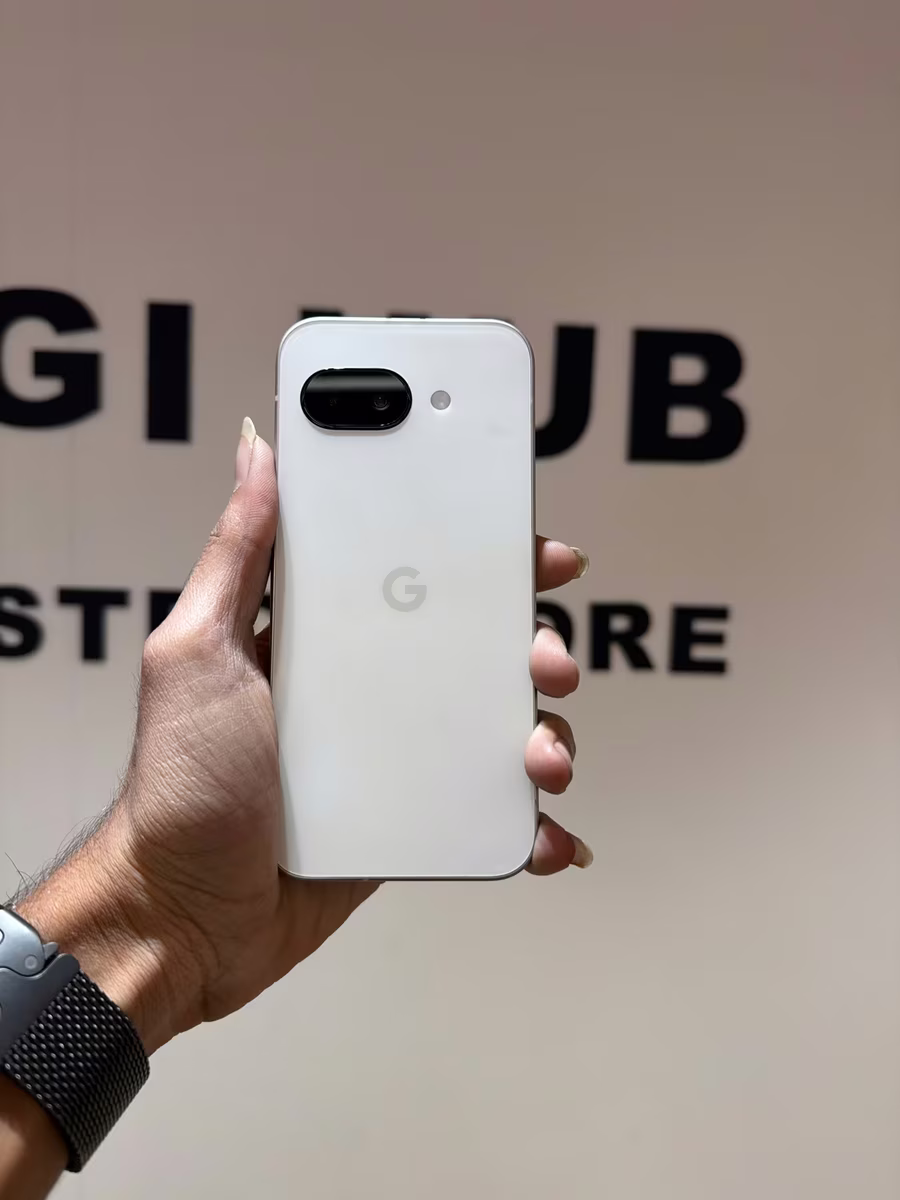 Google Pixel 9A Peony, front