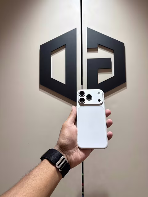 iPhone 17 Pro 256GB White
